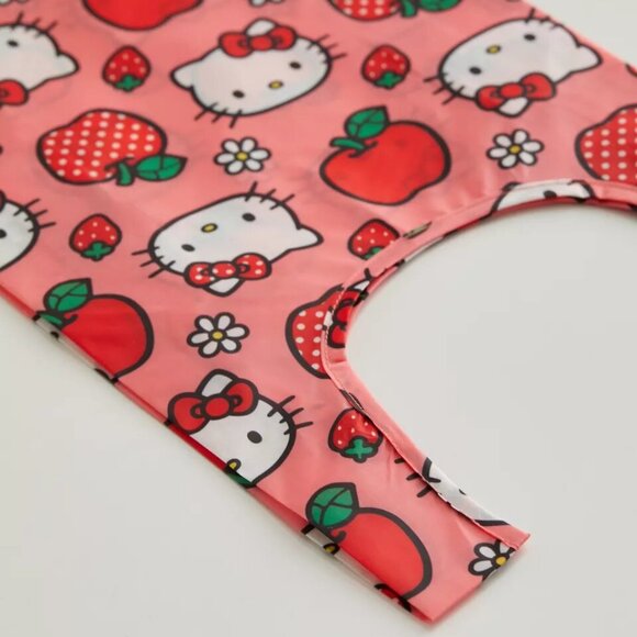 NWT Baby Baggu - Hello Kitty & Apple - Picture 4 of 5